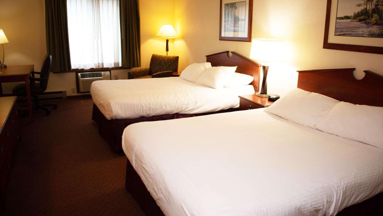 Magnuson Hotel Country Inn Ishpeming Екстериор снимка