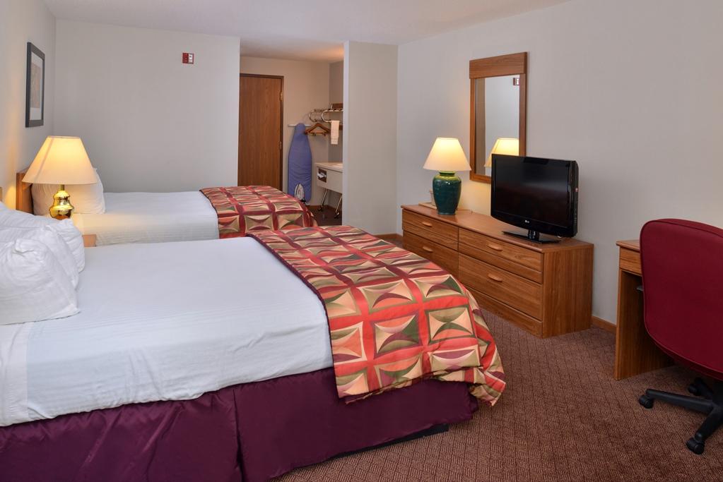 Magnuson Hotel Country Inn Ishpeming Стая снимка