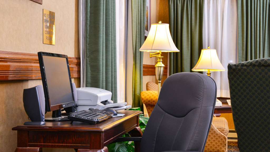 Magnuson Hotel Country Inn Ishpeming Интериор снимка