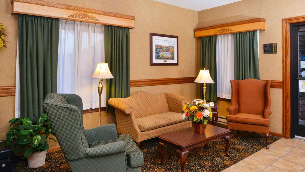 Magnuson Hotel Country Inn Ishpeming Интериор снимка